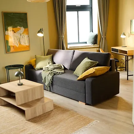 Apartment Ruhige Zentrale 2 Mit Balkon In *